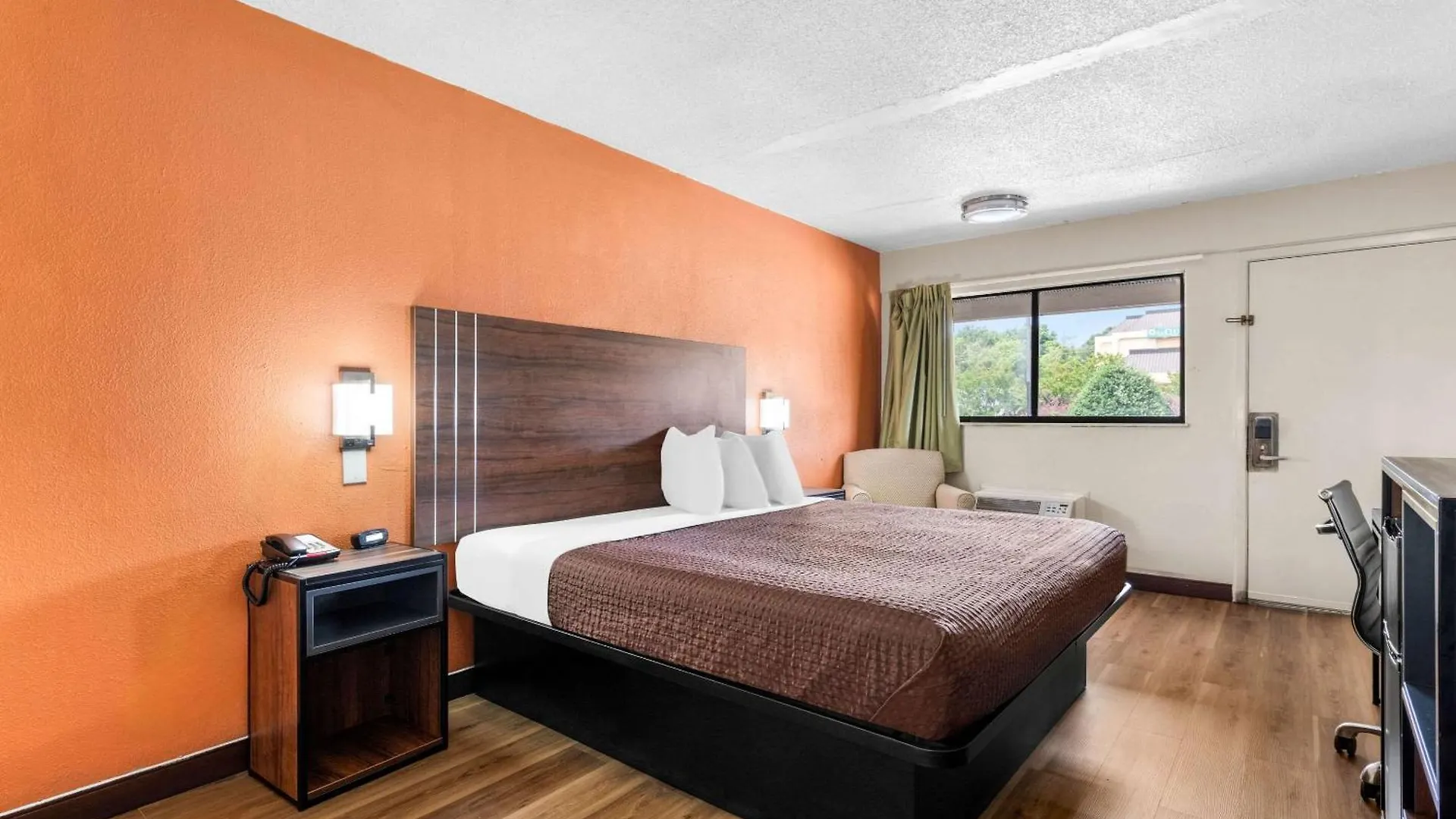 Econo Lodge Charlotte Airport 0*,  United States